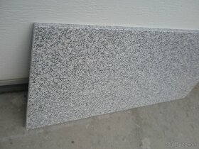 Predám opracovanú žulu - granit 30x60 cm - 3