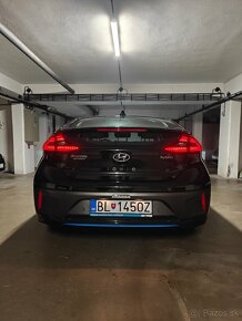 Hyundai Ioniq 1.6 GDI HEV 06/17 - 3