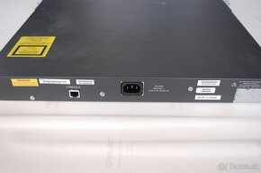 CISCO 3560 series PoE-48 Switch - 3