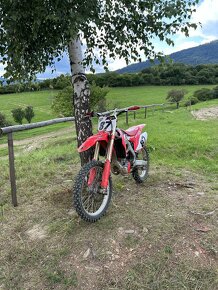 Honda CRF - 3