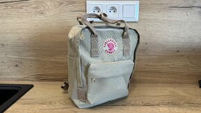 Fjällräven Kånken Batoh Mini Nové Krémový - 3