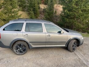 Škoda octavia scout - 3