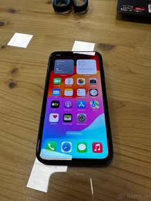 Apple iPhone 11 - 3