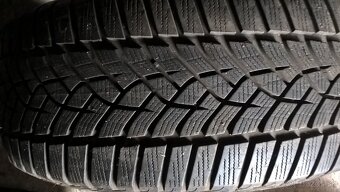 2 ks ZIMNÉ 225/50 R18 99H GOODYEAR  RFT cca 6-7 mm  rok 2019 - 3