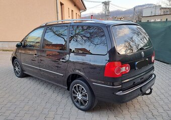 Volkswagen Sharan 2.0TDI 103kw M6 r.v.2008 - 3