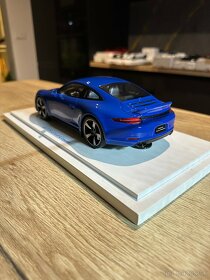 Porsche 911 Club Coupe 1:18 GT Spirit -Dealer model - 3