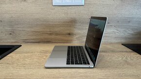 Apple MacBook Pro 13" Touch Bar 2019 Silver - 3