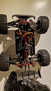 Predam RC auto ARRMA OUTCAST 6S BLX 4WD EXB - 3