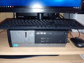 Dell optiplex 3020 s monitorom Philips 24 - 3