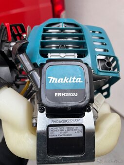 Krovinorez Makita - 3