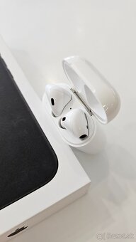 Apple AirPods 2nd Gen - 3