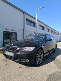 BMW E90 320i N43 RV: 2009 125kW 170 koní - 3