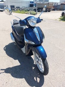 2017 PIAGGIO LIBERTY 125 i ABS naj, 4900 km po servisu - 3