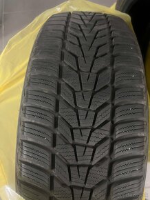 Hankook Winter icept Evo3 205/55 R19 97H - 3