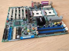 ASUS PC-DL Deluxe Dual Xeon Socket-604 - 3