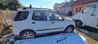 Suzuki Ignis 1,5i 73kw 4x4 benzin+lpg r.v 2005 - 3