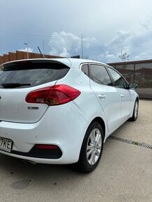 KIA Ceed 2015 - 1.4 Benzín - 3