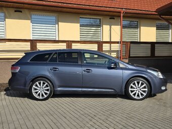 Toyota Avensis Combi 2.2l 110kW D-CAT Luna A/T - 3