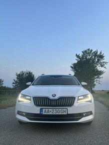 Škoda Superb Combi 1.5 TSI DSG - 3