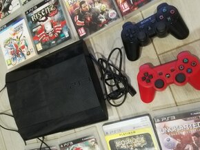 Playstation 3 Super Slim, 500 Gb, kopec hier, ovládače,káble - 3