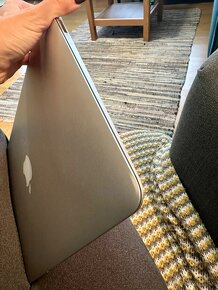 Macbook Aur - 3