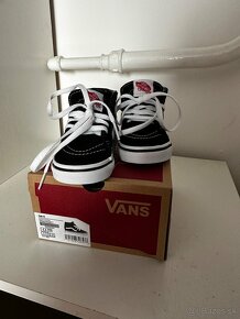 Vans - 3