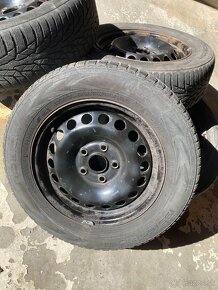 195x65 R15 zimné pneu NOKIAN - 3