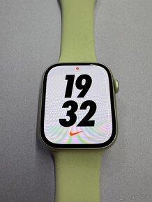 Apple Watch 7 – 45 mm - 3