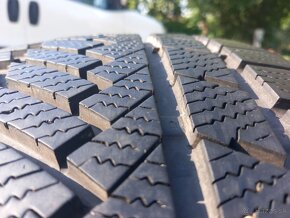 255/50 r20 zimne pneumatiky - 3