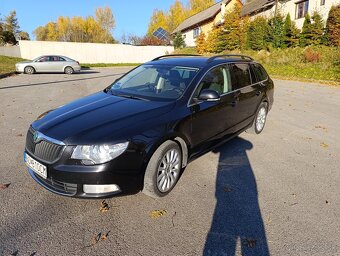 ŠKODA SUPERB COMBI 2.0TDi 4x4 ,, ELEGANCE " - 3