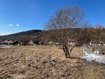 TRIOREALITY - Stavebný pozemok v centre Oščadnice - 1199 m2 - 3