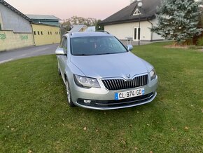 Skoda Superb 2.0tdi,dsg,cuvak,el. kufor,serviska - 3