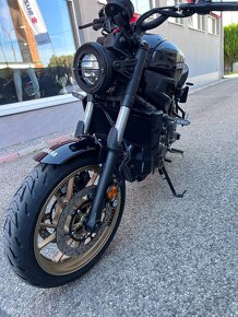 Yamaha XSR 700 - 3