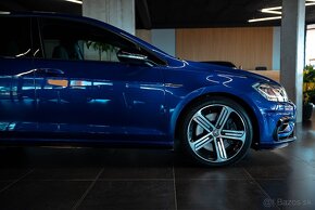 Volkswagen Golf R 7,5 2.0 TSI 4MOTION - 3