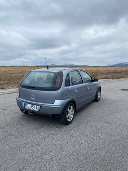 Opel Corsa - 3