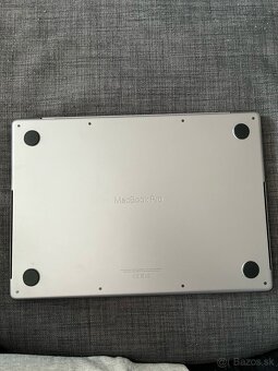 MacBook Pro 14" M1 Max 10/24 32G + Sony PSP zadarmo - 3