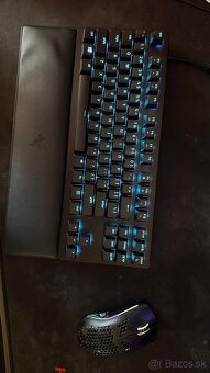 Razer Huntsman V2 Tenkeyless (Purple Switch) - US - 3