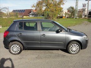 Škoda Fabia 1.416V 63kW 2010 147365km serviska - 3