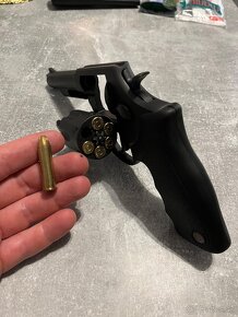 Predam revolver Taurus 65 , 4 palc, 357 magnum - 3