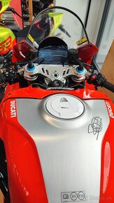 Ducati Panigale V4 Bautista 2022 World Champion Replica - 3