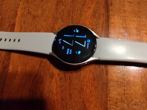 Samsung S23 8/256 GB (+ Samusng Galaxy Watch 5 42mm) - 3