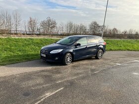 Ford Focus Combi 2.0 TDCi DPF TITANIUM - 3