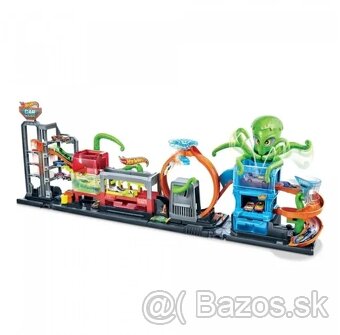 HOT WHEELS CITY MEGAUMYVÁREŇ ÚTOK CHOBOTNICE - 3