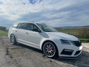 Škoda Octavia Combi 2.0TDI RS DSG - 3