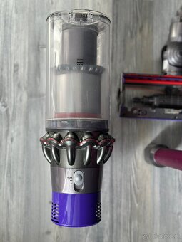 Dyson V15 EXTRA (Tyčový vysávač) - 3