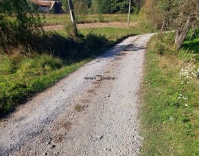 NA PREDAJ-SUPER CENA-stavebný pozemok 1049m2 KORYTÁRKY okr.D - 3