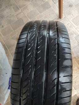 Pirelli Powergy 225/45 R17 94Y
+ Elektróny 
 - 3