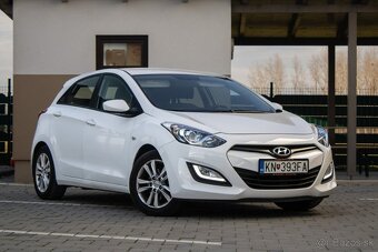 Hyundai i30 1.6 CRDi DOHC 16V Family - 3