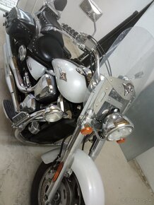 Kawasaki VN 2000 - 3