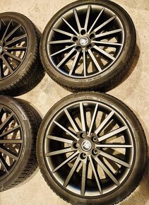 Turini 7,5Jx18H2  ET51 225/40 R18 - 3